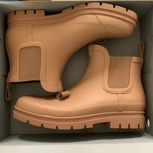 Everlane rain boots